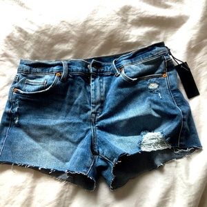 Blank NYC Astor Jean shorts new with tags